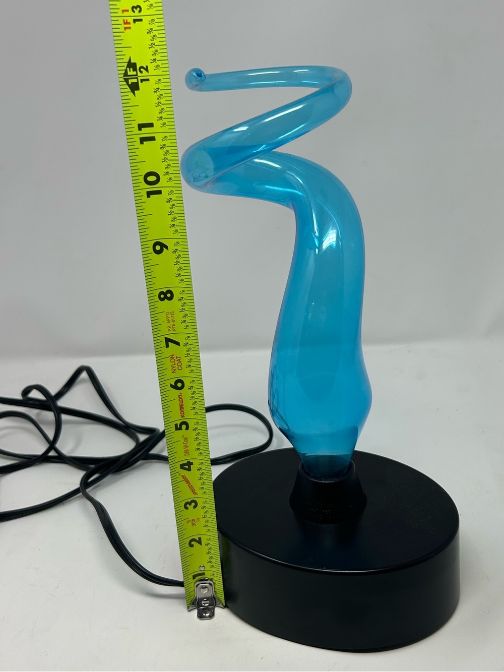 1st $70 offer gets it
LumiSource Mini Electra Plasma Lamp Vintage 2002 12 in - Picture 12 of 12